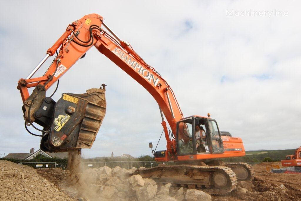 AME Crusher Bucket (MCB 20) - Kauha - Kaivuri: kuva AME Crusher Bucket (MCB 20) - Kauha - Kaivuri AME Crusher Bucket (MCB 20) - Kauha - Kaivuri: kuva AME Crusher Bucket (MCB 20) - Kauha - Kaivuri