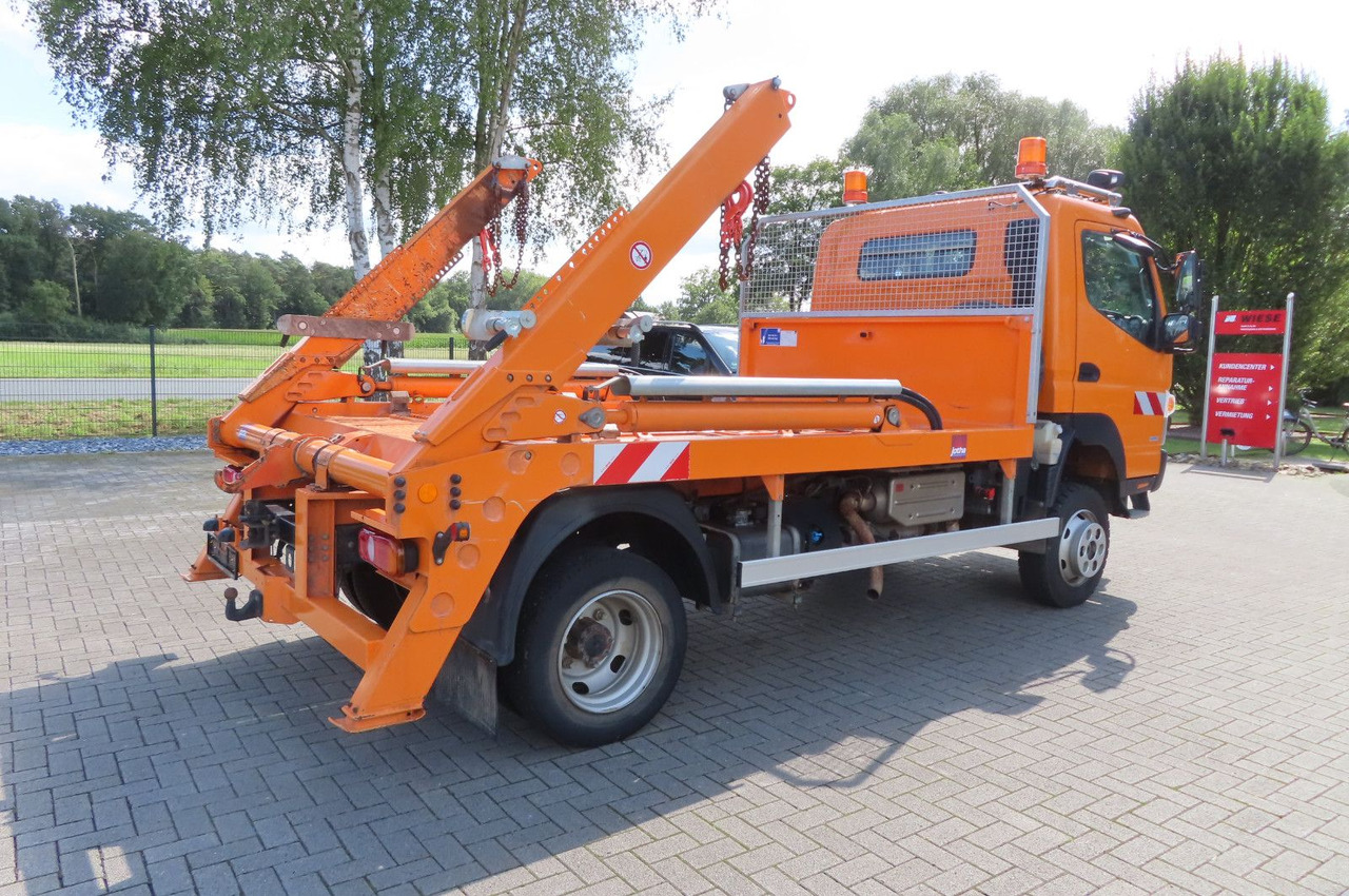 FUSO Canter 6 C 18 4x4 Kommunal Winterdienst - Kippilava-auto: kuva FUSO Canter 6 C 18 4x4 Kommunal Winterdienst - Kippilava-auto FUSO Canter 6 C 18 4x4 Kommunal Winterdienst - Kippilava-auto: kuva FUSO Canter 6 C 18 4x4 Kommunal Winterdienst - Kippilava-auto