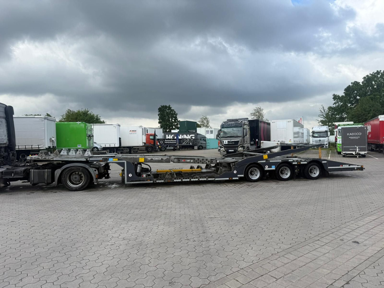 Kässbohrer K.SOK Truck/Car Transporter, Novagrau - Kuljetin puoliperävaunu: kuva Kässbohrer K.SOK Truck/Car Transporter, Novagrau - Kuljetin puoliperävaunu Kässbohrer K.SOK Truck/Car Transporter, Novagrau - Kuljetin puoliperävaunu: kuva Kässbohrer K.SOK Truck/Car Transporter, Novagrau - Kuljetin puoliperävaunu