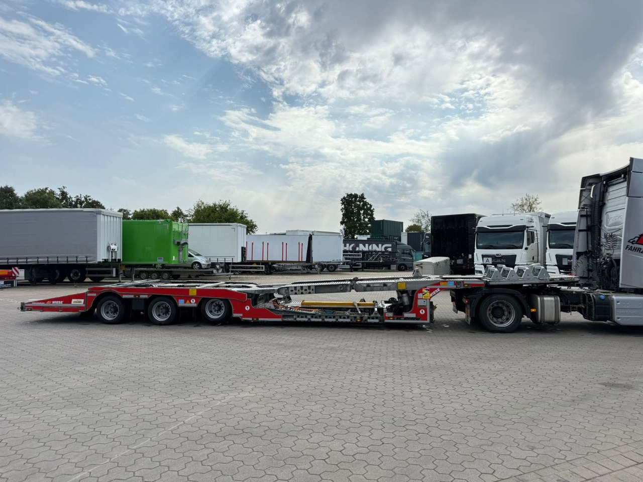 Kässbohrer K.SOK Truck/Car Transporter - Kuljetin puoliperävaunu: kuva Kässbohrer K.SOK Truck/Car Transporter - Kuljetin puoliperävaunu Kässbohrer K.SOK Truck/Car Transporter - Kuljetin puoliperävaunu: kuva Kässbohrer K.SOK Truck/Car Transporter - Kuljetin puoliperävaunu
