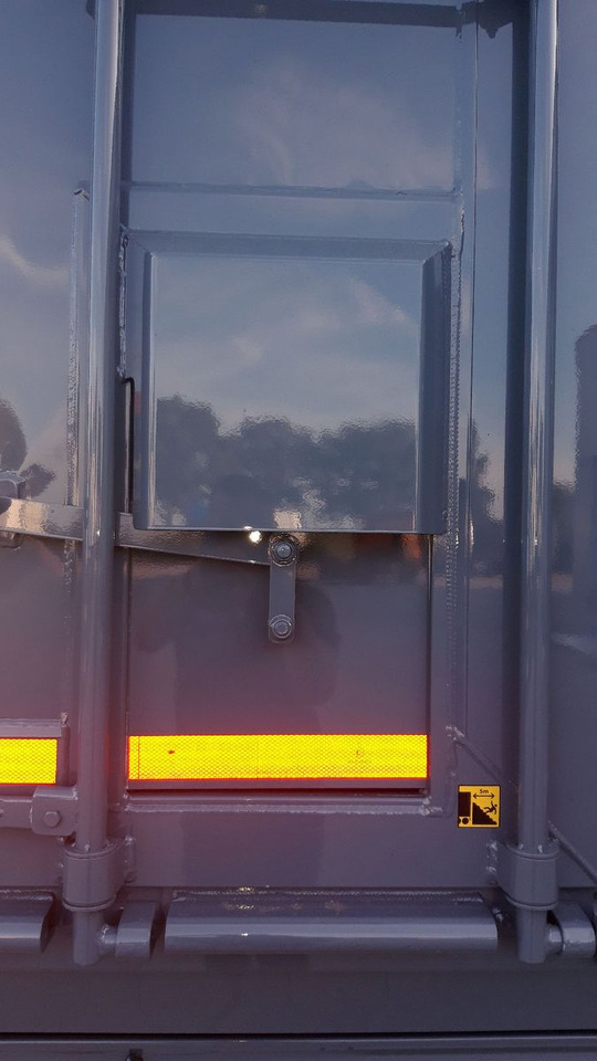 Knapen 70 m³ AGRAR-Schubboden leicht SOFORT VERFÜGBAR - Moving floor puoliperävaunu: kuva Knapen 70 m³ AGRAR-Schubboden leicht SOFORT VERFÜGBAR - Moving floor puoliperävaunu Knapen 70 m³ AGRAR-Schubboden leicht SOFORT VERFÜGBAR - Moving floor puoliperävaunu: kuva Knapen 70 m³ AGRAR-Schubboden leicht SOFORT VERFÜGBAR - Moving floor puoliperävaunu