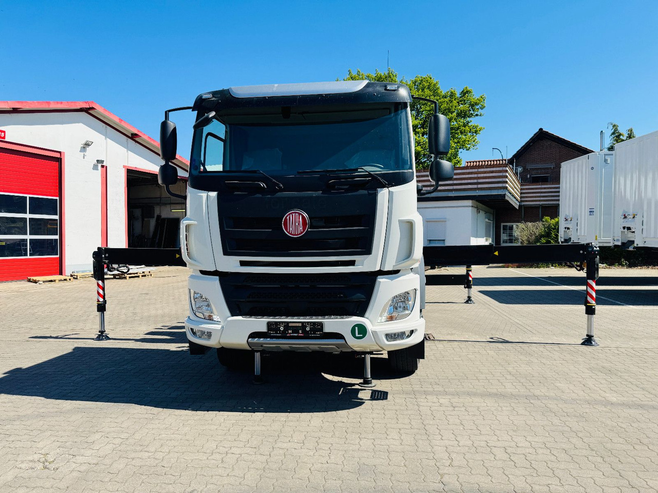 Tatra 6x6x6 Phoenix Fassi F545RA.2.27 L214 V20 - Kuorma-auto, Nosturiauto: kuva Tatra 6x6x6 Phoenix Fassi F545RA.2.27 L214 V20 - Kuorma-auto, Nosturiauto Tatra 6x6x6 Phoenix Fassi F545RA.2.27 L214 V20 - Kuorma-auto, Nosturiauto: kuva Tatra 6x6x6 Phoenix Fassi F545RA.2.27 L214 V20 - Kuorma-auto, Nosturiauto