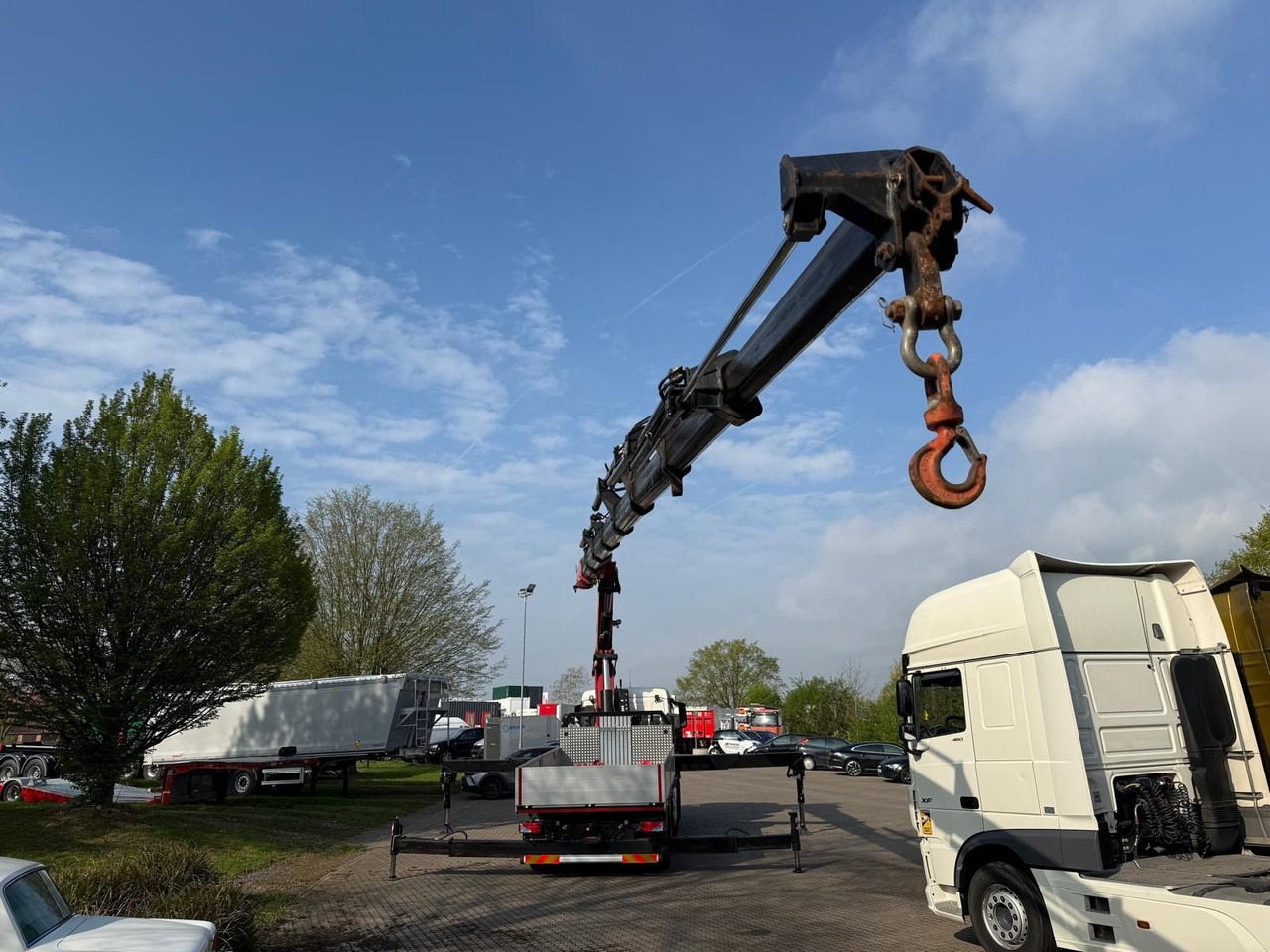 MAN 35.520 8x4 Kran Fassi F800, OHNE ABSTÜTZÜBERWACH - Nosturiauto: kuva MAN 35.520 8x4 Kran Fassi F800, OHNE ABSTÜTZÜBERWACH - Nosturiauto MAN 35.520 8x4 Kran Fassi F800, OHNE ABSTÜTZÜBERWACH - Nosturiauto: kuva MAN 35.520 8x4 Kran Fassi F800, OHNE ABSTÜTZÜBERWACH - Nosturiauto