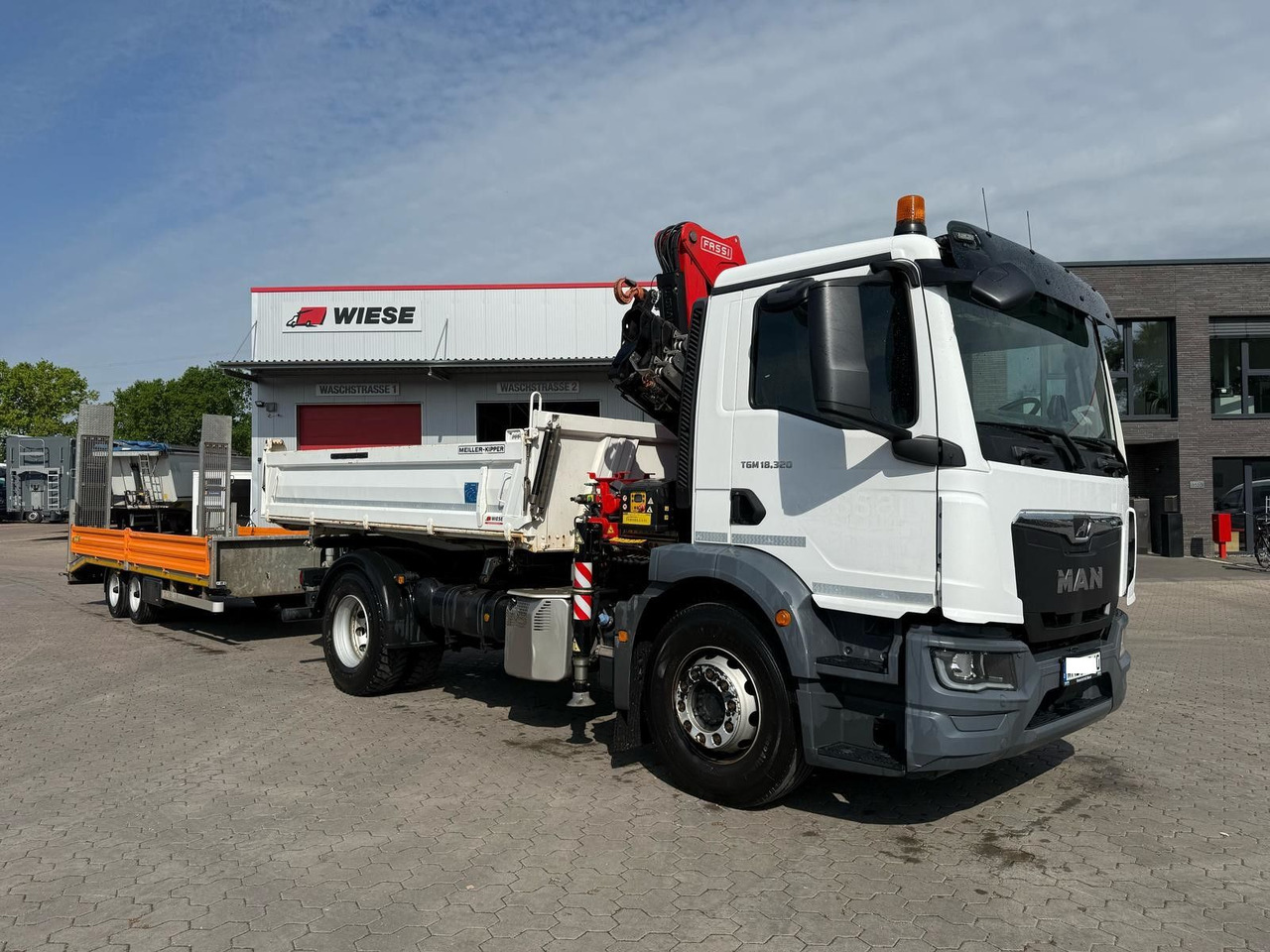 MAN TGM 18.320 4x2 BB mit Kran Fassi F135 Kipper - Kippiauto kuorma-auto, Nosturiauto: kuva MAN TGM 18.320 4x2 BB mit Kran Fassi F135 Kipper - Kippiauto kuorma-auto, Nosturiauto MAN TGM 18.320 4x2 BB mit Kran Fassi F135 Kipper - Kippiauto kuorma-auto, Nosturiauto: kuva MAN TGM 18.320 4x2 BB mit Kran Fassi F135 Kipper - Kippiauto kuorma-auto, Nosturiauto
