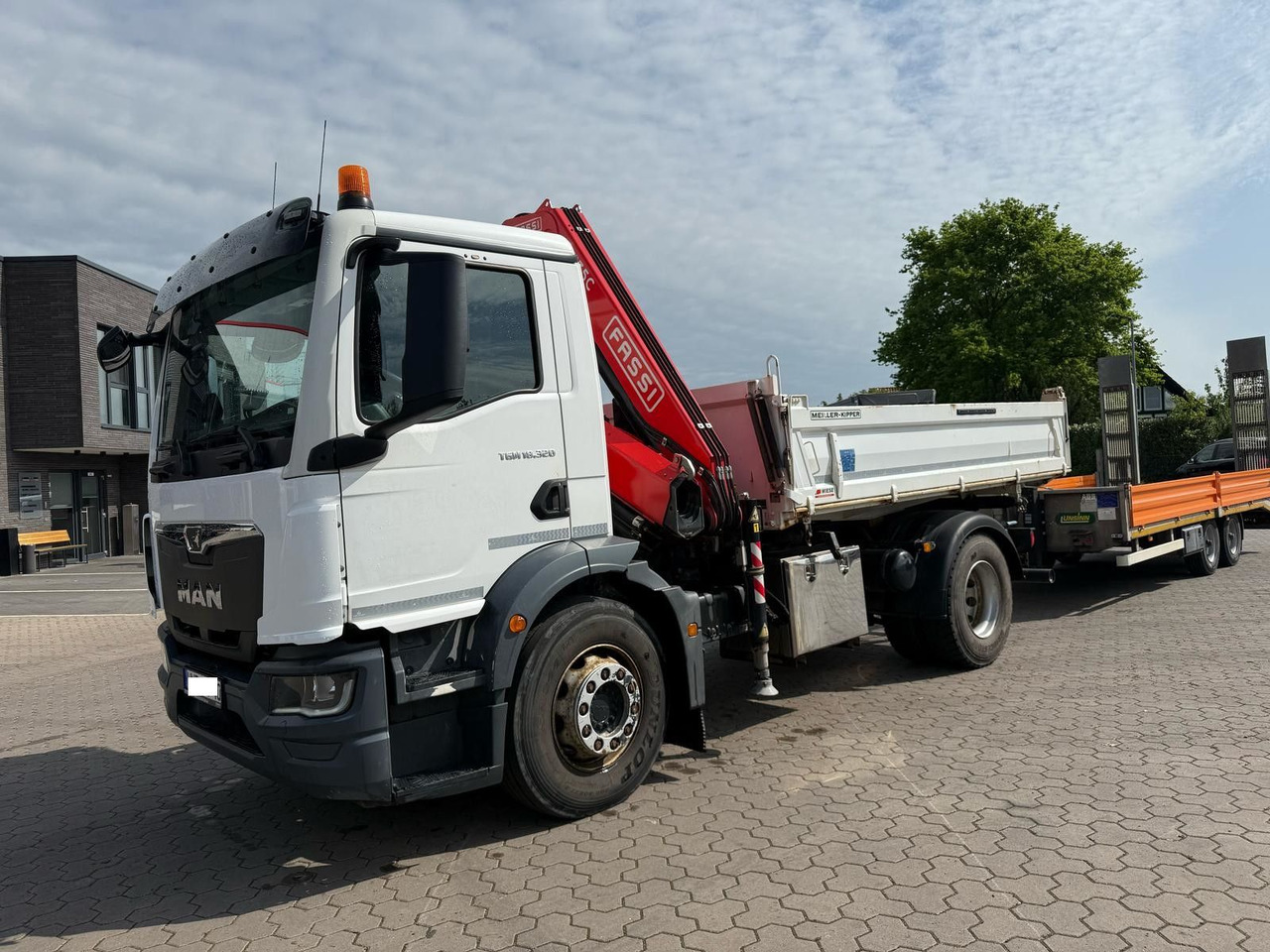MAN TGM 18.320 4x2 BB mit Kran Fassi F135 Kipper - Kippiauto kuorma-auto, Nosturiauto: kuva MAN TGM 18.320 4x2 BB mit Kran Fassi F135 Kipper - Kippiauto kuorma-auto, Nosturiauto MAN TGM 18.320 4x2 BB mit Kran Fassi F135 Kipper - Kippiauto kuorma-auto, Nosturiauto: kuva MAN TGM 18.320 4x2 BB mit Kran Fassi F135 Kipper - Kippiauto kuorma-auto, Nosturiauto