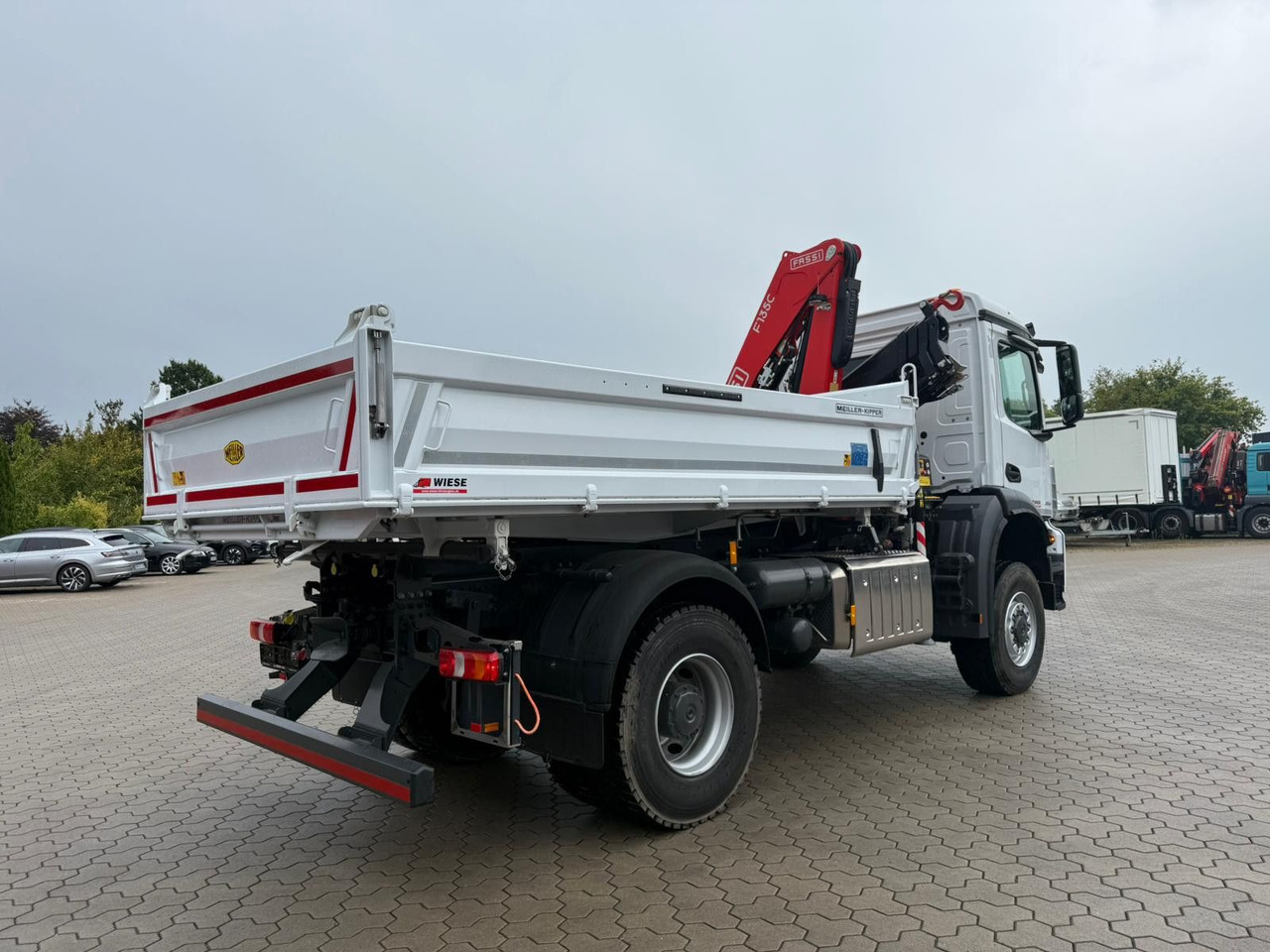 Mercedes-Benz Arocs 1835 4x4 Allrad Fassi F135 Kran Kipper - Kippiauto kuorma-auto, Nosturiauto: kuva Mercedes-Benz Arocs 1835 4x4 Allrad Fassi F135 Kran Kipper - Kippiauto kuorma-auto, Nosturiauto Mercedes-Benz Arocs 1835 4x4 Allrad Fassi F135 Kran Kipper - Kippiauto kuorma-auto, Nosturiauto: kuva Mercedes-Benz Arocs 1835 4x4 Allrad Fassi F135 Kran Kipper - Kippiauto kuorma-auto, Nosturiauto
