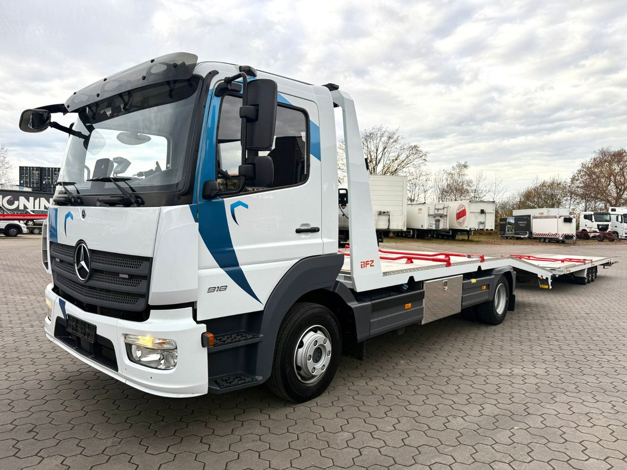 Mercedes-Benz Atego 918L Autotransporter mit BFZ Anhänger - Kuljetin kuorma-auto: kuva Mercedes-Benz Atego 918L Autotransporter mit BFZ Anhänger - Kuljetin kuorma-auto Mercedes-Benz Atego 918L Autotransporter mit BFZ Anhänger - Kuljetin kuorma-auto: kuva Mercedes-Benz Atego 918L Autotransporter mit BFZ Anhänger - Kuljetin kuorma-auto