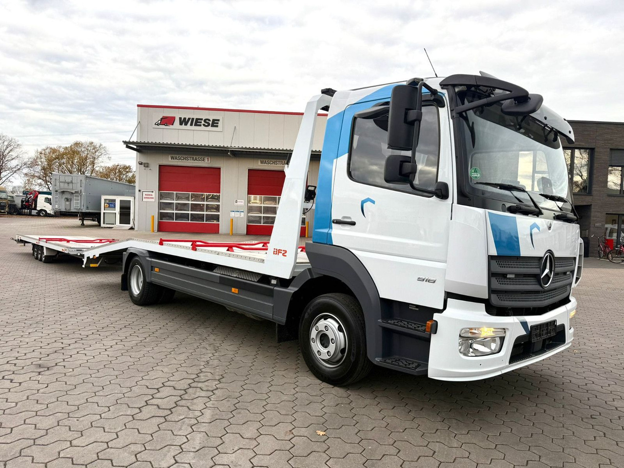 Mercedes-Benz Atego 918L Autotransporter mit BFZ Anhänger - Kuljetin kuorma-auto: kuva Mercedes-Benz Atego 918L Autotransporter mit BFZ Anhänger - Kuljetin kuorma-auto Mercedes-Benz Atego 918L Autotransporter mit BFZ Anhänger - Kuljetin kuorma-auto: kuva Mercedes-Benz Atego 918L Autotransporter mit BFZ Anhänger - Kuljetin kuorma-auto