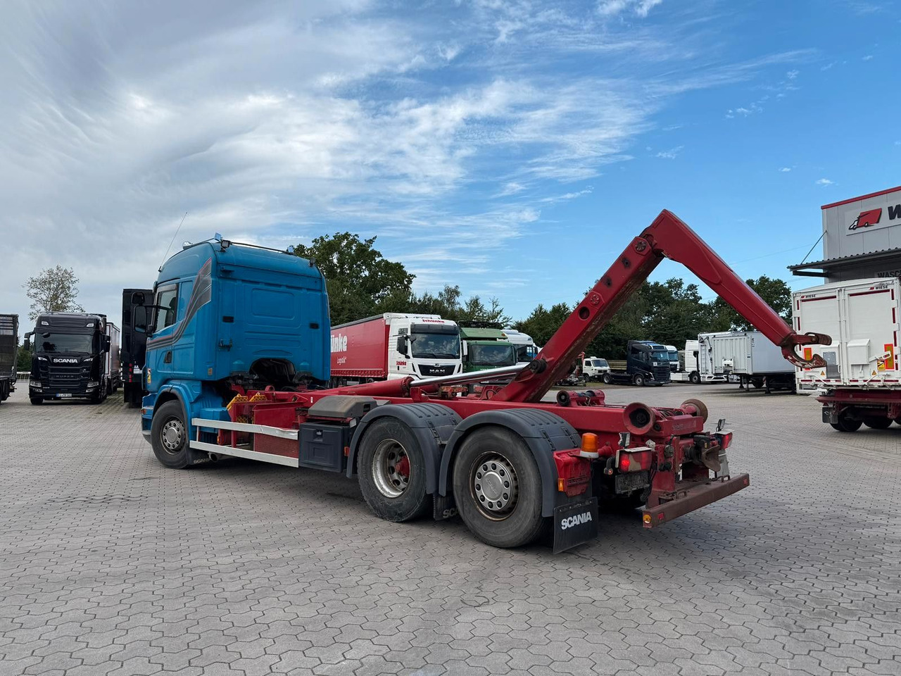 Scania G440 Abrollkipper/Hakenlift - Koukkulava kuorma-auto: kuva Scania G440 Abrollkipper/Hakenlift - Koukkulava kuorma-auto Scania G440 Abrollkipper/Hakenlift - Koukkulava kuorma-auto: kuva Scania G440 Abrollkipper/Hakenlift - Koukkulava kuorma-auto