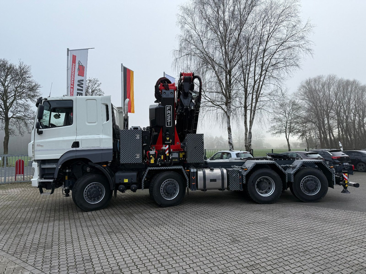 Tatra 41.500 8x8 Phoenix Fassi F710 Kran - Lava-kuorma-auto, Nosturiauto: kuva Tatra 41.500 8x8 Phoenix Fassi F710 Kran - Lava-kuorma-auto, Nosturiauto Tatra 41.500 8x8 Phoenix Fassi F710 Kran - Lava-kuorma-auto, Nosturiauto: kuva Tatra 41.500 8x8 Phoenix Fassi F710 Kran - Lava-kuorma-auto, Nosturiauto