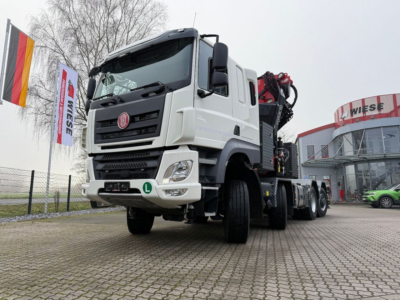 Tatra 41.500 8x8 Phoenix Fassi F710 Kran - Nosturiauto: kuva Tatra 41.500 8x8 Phoenix Fassi F710 Kran - Nosturiauto Tatra 41.500 8x8 Phoenix Fassi F710 Kran - Nosturiauto: kuva Tatra 41.500 8x8 Phoenix Fassi F710 Kran - Nosturiauto