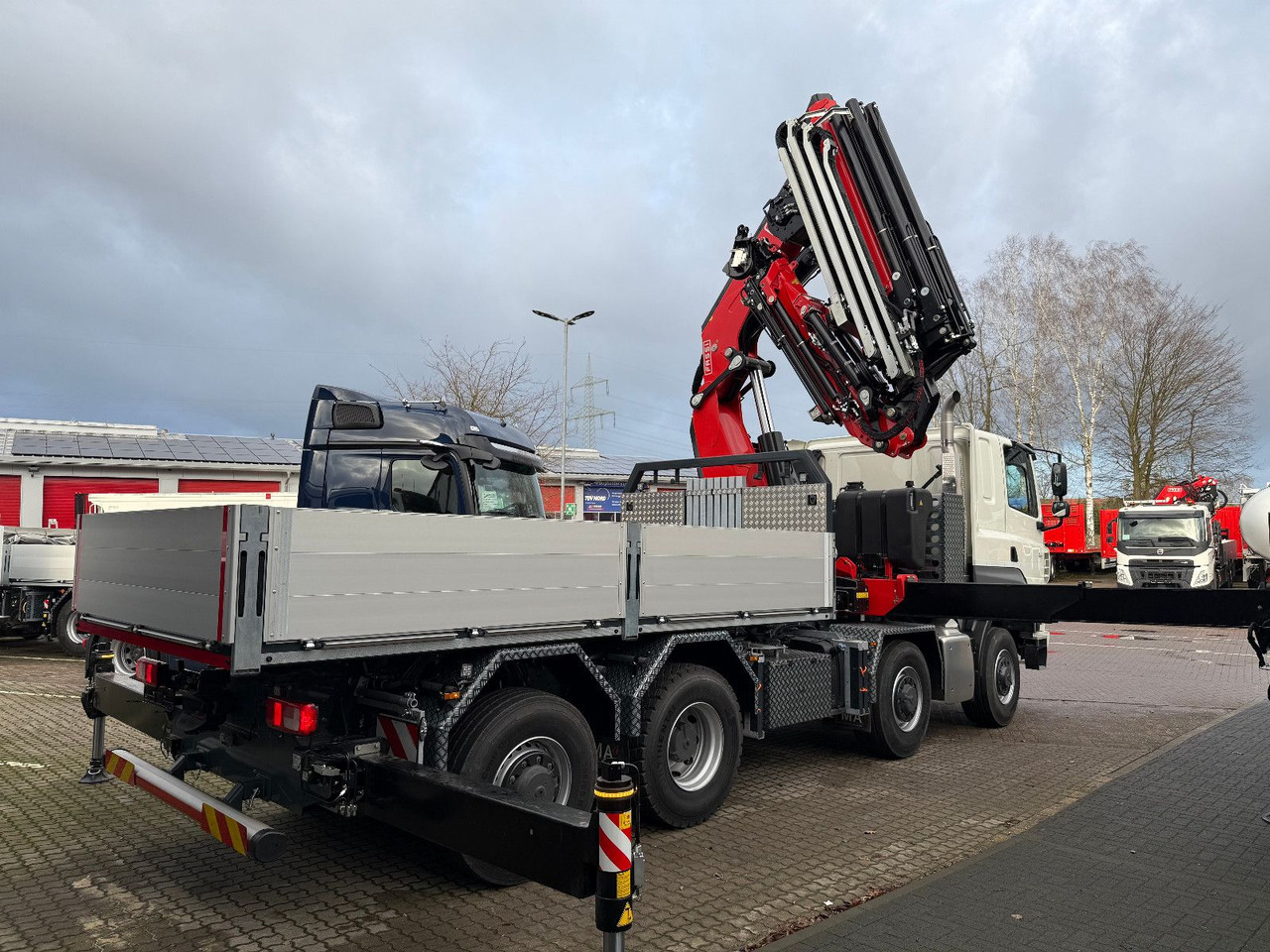 Tatra 41.500 8x8 Phoenix Fassi F710 Kran - Nosturiauto: kuva Tatra 41.500 8x8 Phoenix Fassi F710 Kran - Nosturiauto Tatra 41.500 8x8 Phoenix Fassi F710 Kran - Nosturiauto: kuva Tatra 41.500 8x8 Phoenix Fassi F710 Kran - Nosturiauto