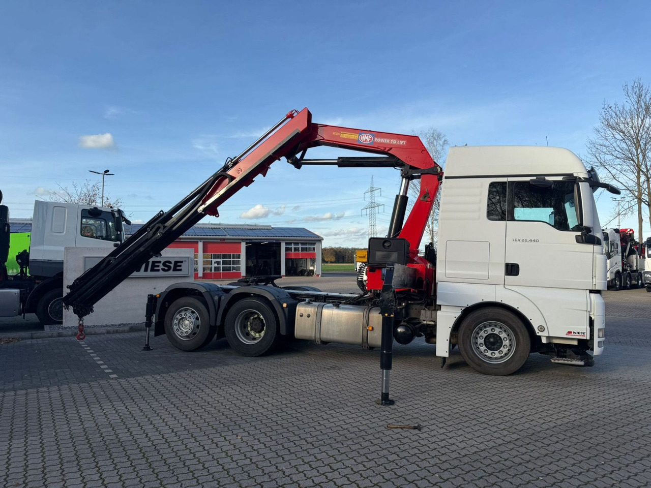 MAN TGX 26.440 6x2 mit HMF 3000-K5 Kran Top Zustand - Vetopöytäauto: kuva MAN TGX 26.440 6x2 mit HMF 3000-K5 Kran Top Zustand - Vetopöytäauto MAN TGX 26.440 6x2 mit HMF 3000-K5 Kran Top Zustand - Vetopöytäauto: kuva MAN TGX 26.440 6x2 mit HMF 3000-K5 Kran Top Zustand - Vetopöytäauto