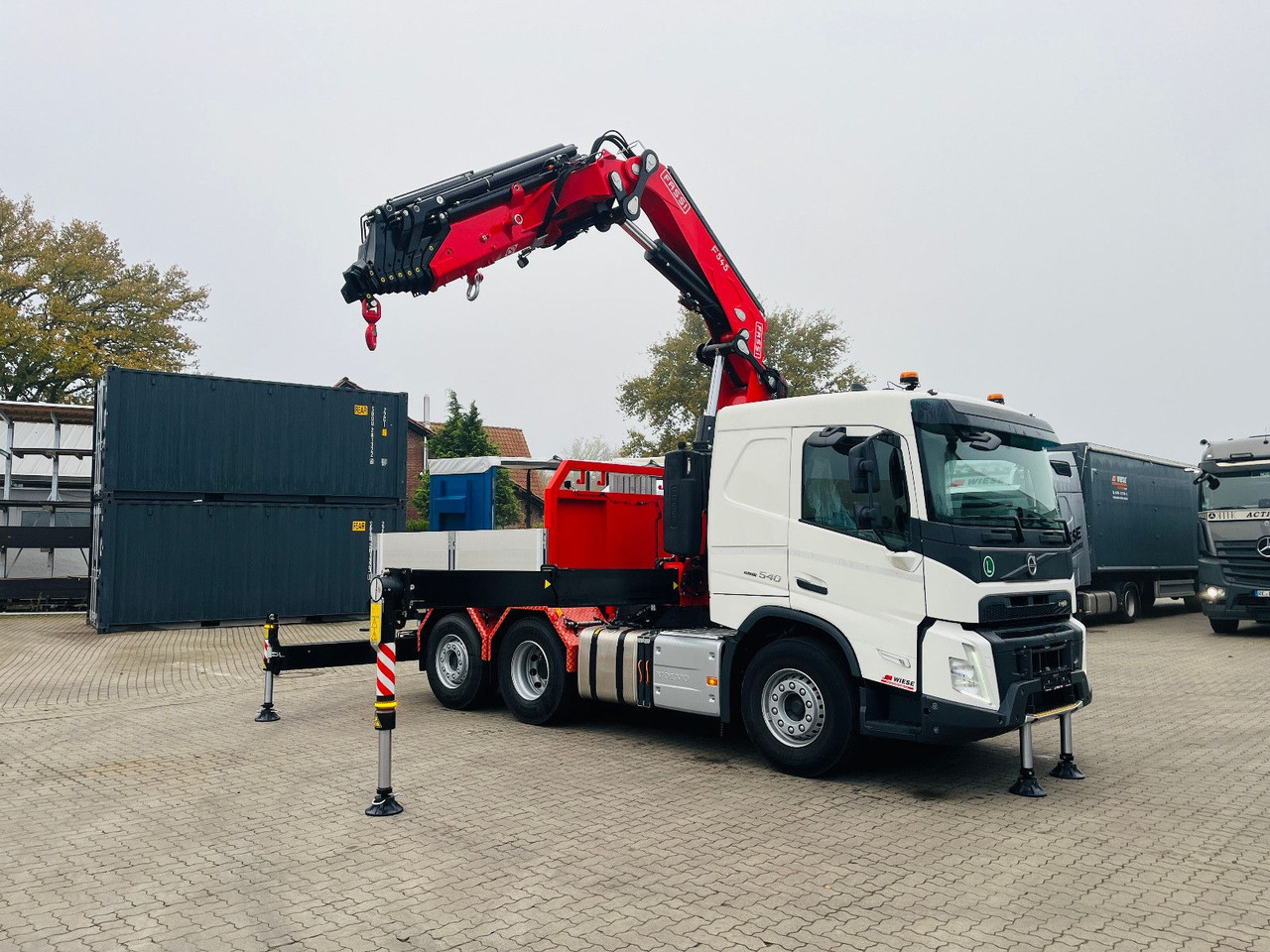 Volvo FMX 540 6x2 mit Kran Fassi F545.2.28 - Vetopöytäauto: kuva Volvo FMX 540 6x2 mit Kran Fassi F545.2.28 - Vetopöytäauto Volvo FMX 540 6x2 mit Kran Fassi F545.2.28 - Vetopöytäauto: kuva Volvo FMX 540 6x2 mit Kran Fassi F545.2.28 - Vetopöytäauto