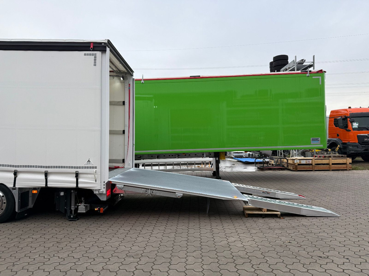 Volvo FH 500 8x2 Arbeitsbühnen Transporter LBW 9t - Hinausauto: kuva Volvo FH 500 8x2 Arbeitsbühnen Transporter LBW 9t - Hinausauto Volvo FH 500 8x2 Arbeitsbühnen Transporter LBW 9t - Hinausauto: kuva Volvo FH 500 8x2 Arbeitsbühnen Transporter LBW 9t - Hinausauto