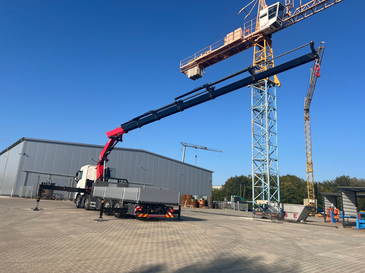 Volvo FH 500 8x2 Kran F710 RA2.26 - Nosturiauto: kuva Volvo FH 500 8x2 Kran F710 RA2.26 - Nosturiauto Volvo FH 500 8x2 Kran F710 RA2.26 - Nosturiauto: kuva Volvo FH 500 8x2 Kran F710 RA2.26 - Nosturiauto