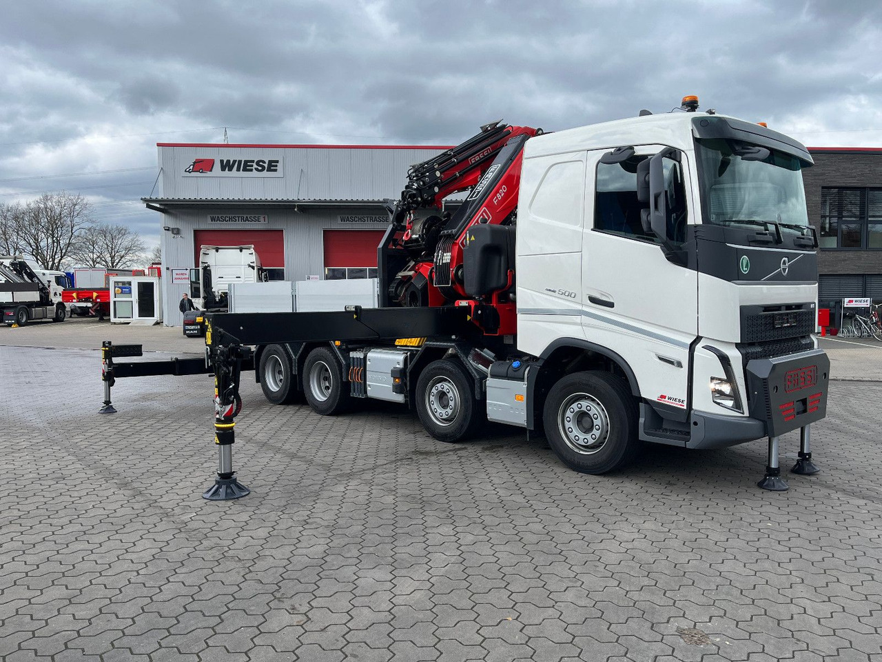 Volvo FH 500 8x4 Kran F820 RA2.27 Jib & Winde Sofort - Lava-kuorma-auto, Nosturiauto: kuva Volvo FH 500 8x4 Kran F820 RA2.27 Jib & Winde Sofort - Lava-kuorma-auto, Nosturiauto Volvo FH 500 8x4 Kran F820 RA2.27 Jib & Winde Sofort - Lava-kuorma-auto, Nosturiauto: kuva Volvo FH 500 8x4 Kran F820 RA2.27 Jib & Winde Sofort - Lava-kuorma-auto, Nosturiauto