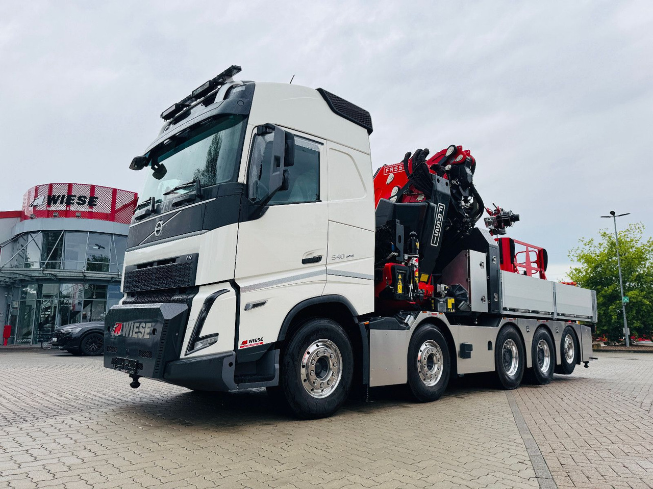Volvo FH540 10x4 mit F1150 Ladekran, Sattelzugmaschine - Nosturiauto: kuva Volvo FH540 10x4 mit F1150 Ladekran, Sattelzugmaschine - Nosturiauto Volvo FH540 10x4 mit F1150 Ladekran, Sattelzugmaschine - Nosturiauto: kuva Volvo FH540 10x4 mit F1150 Ladekran, Sattelzugmaschine - Nosturiauto