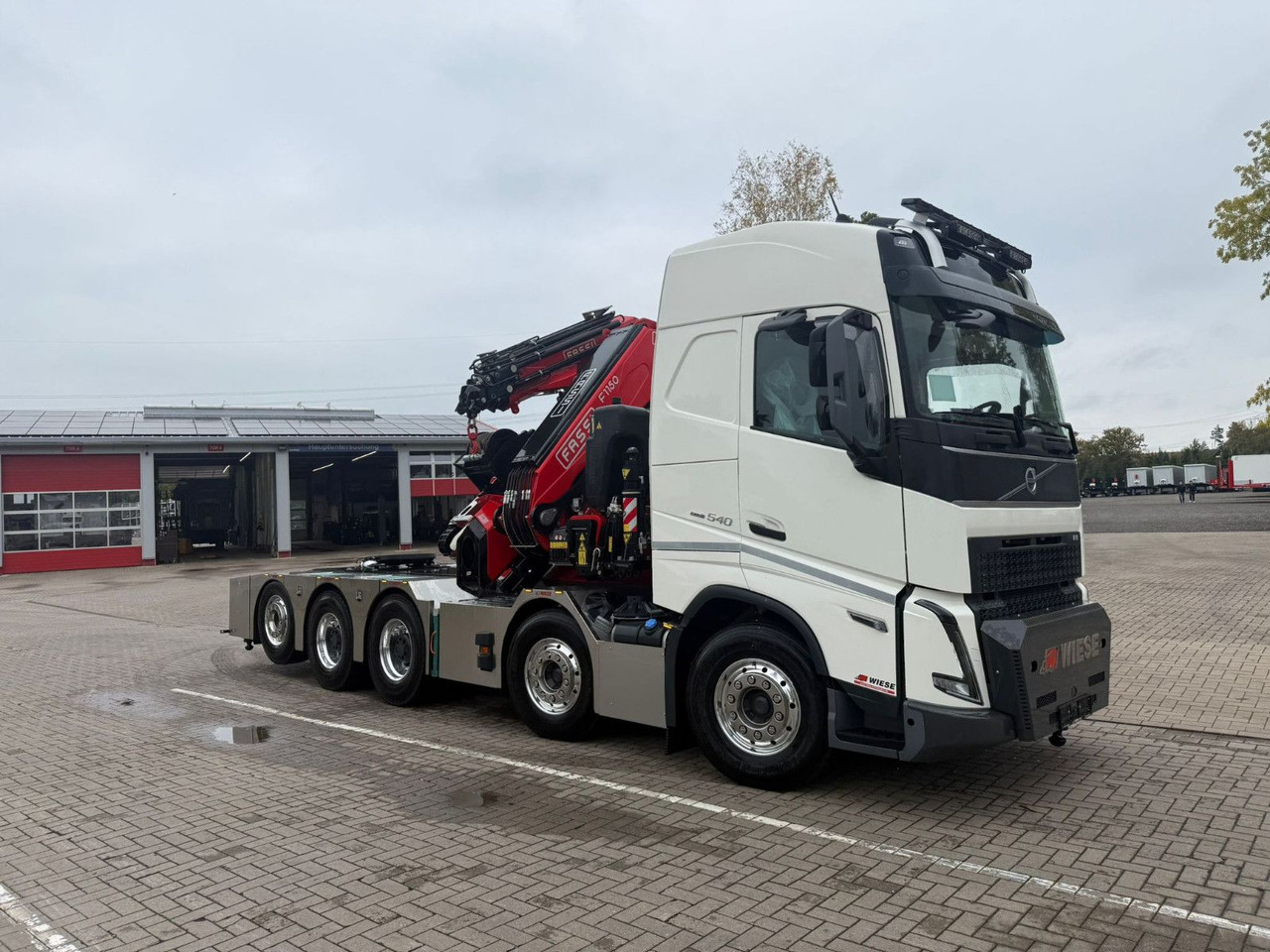 Volvo FH540 10x4 mit F1150 Ladekran, Sattelzugmaschine - Lava-kuorma-auto, Nosturiauto: kuva Volvo FH540 10x4 mit F1150 Ladekran, Sattelzugmaschine - Lava-kuorma-auto, Nosturiauto Volvo FH540 10x4 mit F1150 Ladekran, Sattelzugmaschine - Lava-kuorma-auto, Nosturiauto: kuva Volvo FH540 10x4 mit F1150 Ladekran, Sattelzugmaschine - Lava-kuorma-auto, Nosturiauto