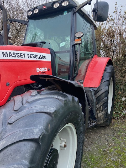 MASSEY FERGUSON 6480 DYNA 6 - Traktori: kuva MASSEY FERGUSON 6480 DYNA 6 - Traktori MASSEY FERGUSON 6480 DYNA 6 - Traktori: kuva MASSEY FERGUSON 6480 DYNA 6 - Traktori