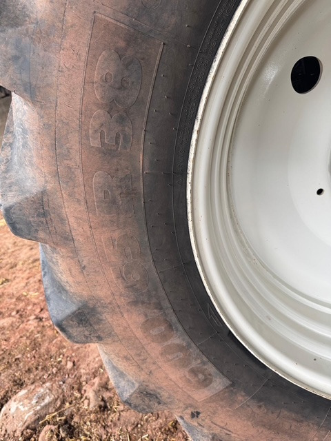 NEW HOLLAND T6.180 - Traktori: kuva NEW HOLLAND T6.180 - Traktori NEW HOLLAND T6.180 - Traktori: kuva NEW HOLLAND T6.180 - Traktori