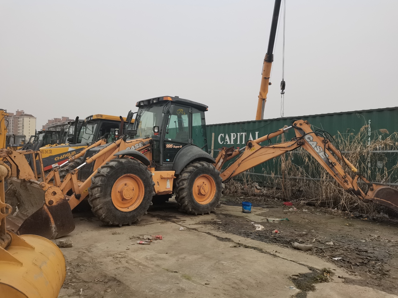 CASE 695 - Kaivuri-trukki: kuva CASE 695 - Kaivuri-trukki CASE 695 - Kaivuri-trukki: kuva CASE 695 - Kaivuri-trukki