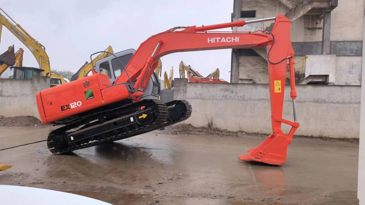 HITACHI EX120-5 - Telakaivukone: kuva HITACHI EX120-5 - Telakaivukone HITACHI EX120-5 - Telakaivukone: kuva HITACHI EX120-5 - Telakaivukone
