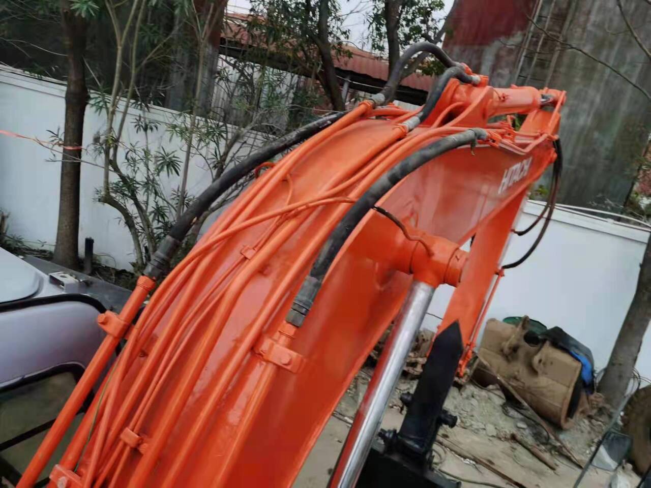 HITACHI EX120-5 - Telakaivukone: kuva HITACHI EX120-5 - Telakaivukone HITACHI EX120-5 - Telakaivukone: kuva HITACHI EX120-5 - Telakaivukone