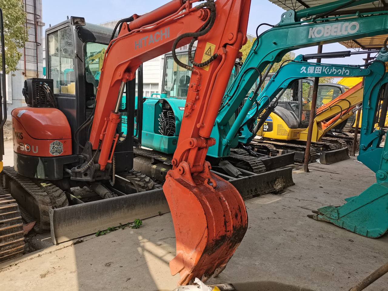 HITACHI ZX30U - Telakaivukone: kuva HITACHI ZX30U - Telakaivukone HITACHI ZX30U - Telakaivukone: kuva HITACHI ZX30U - Telakaivukone
