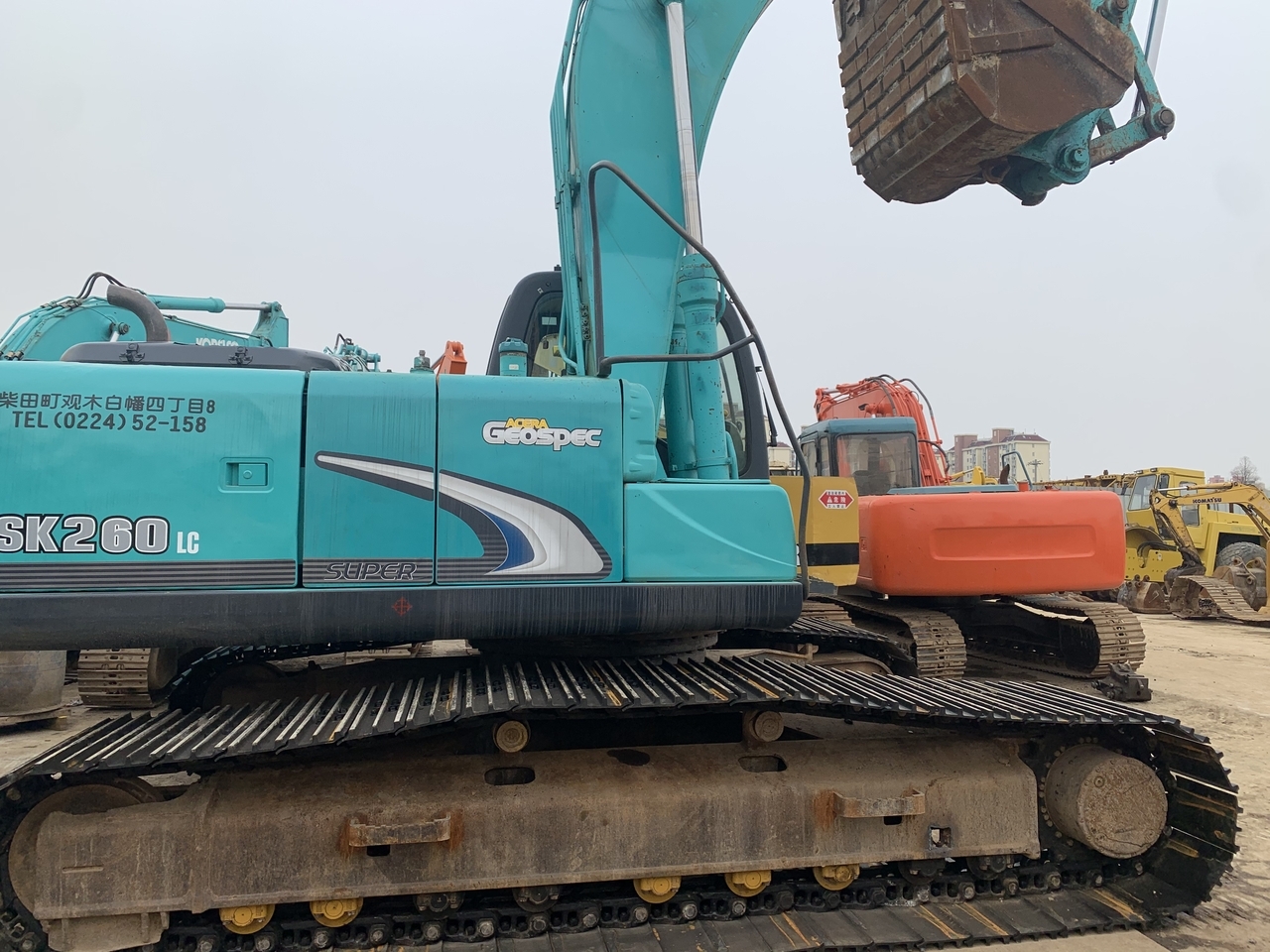 KOBELCO SK260LC-8 - Telakaivukone: kuva KOBELCO SK260LC-8 - Telakaivukone KOBELCO SK260LC-8 - Telakaivukone: kuva KOBELCO SK260LC-8 - Telakaivukone