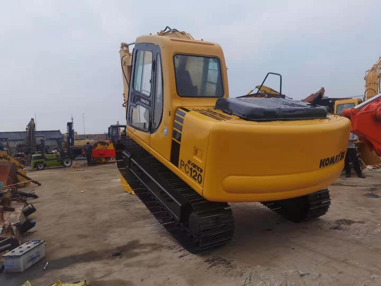 KOMATSU PC120-6 - Telakaivukone: kuva KOMATSU PC120-6 - Telakaivukone KOMATSU PC120-6 - Telakaivukone: kuva KOMATSU PC120-6 - Telakaivukone