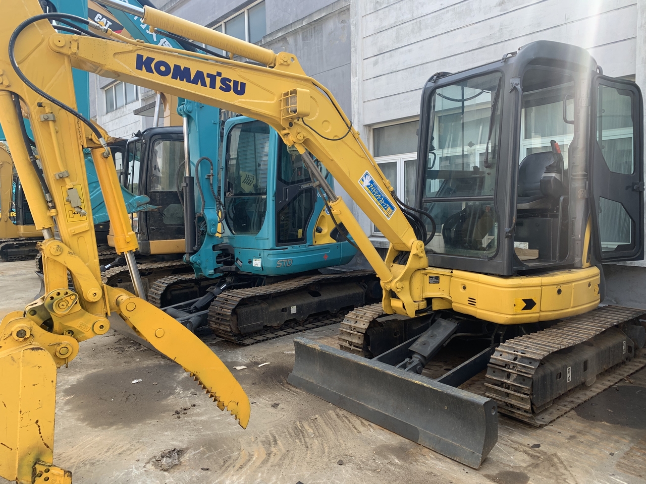 KOMATSU PC35MR - Telakaivukone: kuva KOMATSU PC35MR - Telakaivukone KOMATSU PC35MR - Telakaivukone: kuva KOMATSU PC35MR - Telakaivukone