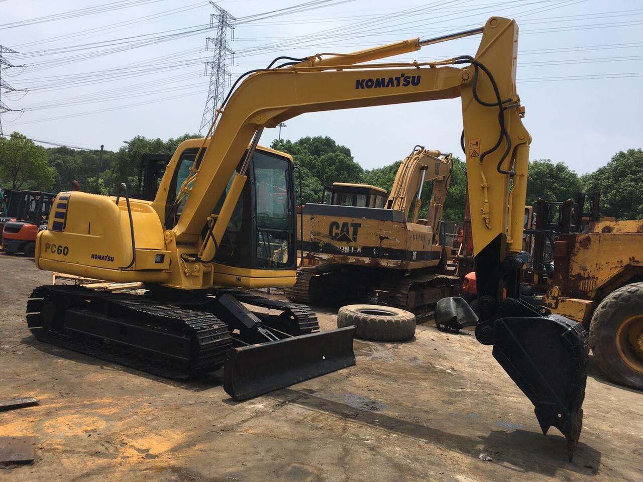 KOMATSU PC60-7 - Minikuormaaja: kuva KOMATSU PC60-7 - Minikuormaaja KOMATSU PC60-7 - Minikuormaaja: kuva KOMATSU PC60-7 - Minikuormaaja