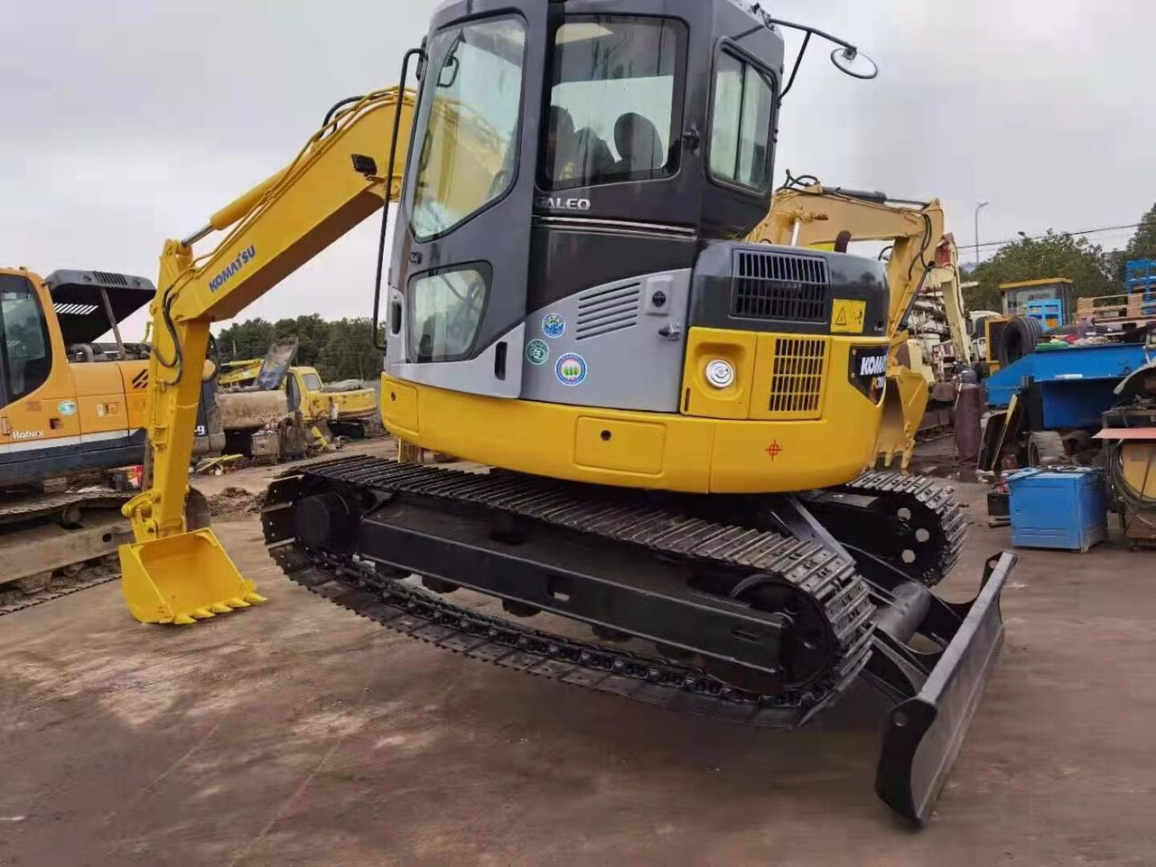 KOMATSU PC78US - Minikuormaaja: kuva KOMATSU PC78US - Minikuormaaja KOMATSU PC78US - Minikuormaaja: kuva KOMATSU PC78US - Minikuormaaja