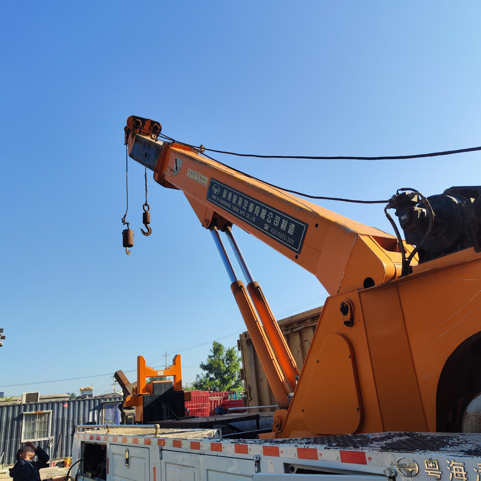 SINOTRUK Howo 8x4 - Nosturiauto: kuva SINOTRUK Howo 8x4 - Nosturiauto SINOTRUK Howo 8x4 - Nosturiauto: kuva SINOTRUK Howo 8x4 - Nosturiauto