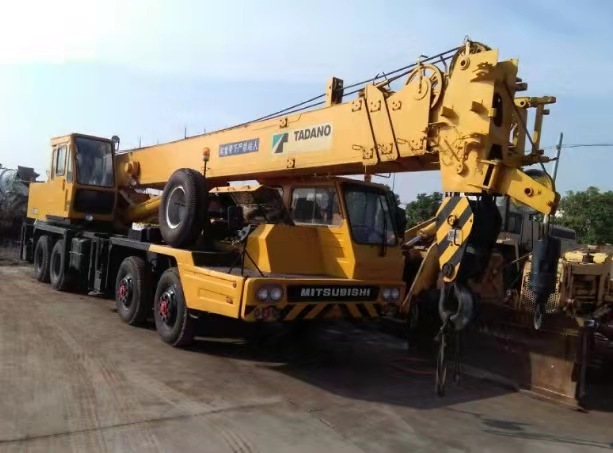 TADANO TL300-E - Nosturi: kuva TADANO TL300-E - Nosturi TADANO TL300-E - Nosturi: kuva TADANO TL300-E - Nosturi