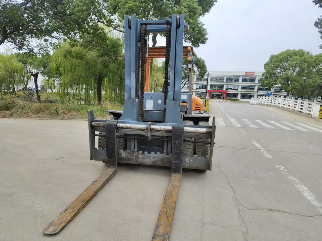 TCM FD100 - Vastapainotrukki: kuva TCM FD100 - Vastapainotrukki TCM FD100 - Vastapainotrukki: kuva TCM FD100 - Vastapainotrukki