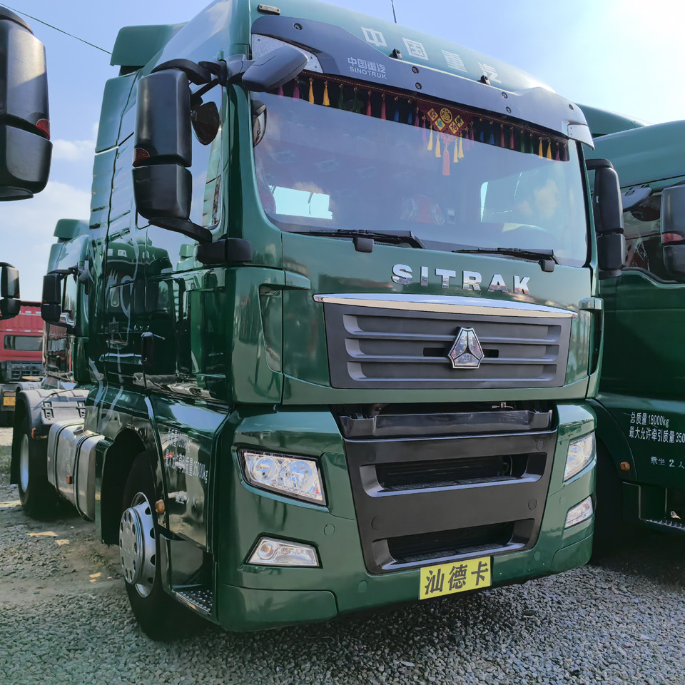 SITRAK 6x4 G7 - Vetopöytäauto: kuva SITRAK 6x4 G7 - Vetopöytäauto SITRAK 6x4 G7 - Vetopöytäauto: kuva SITRAK 6x4 G7 - Vetopöytäauto