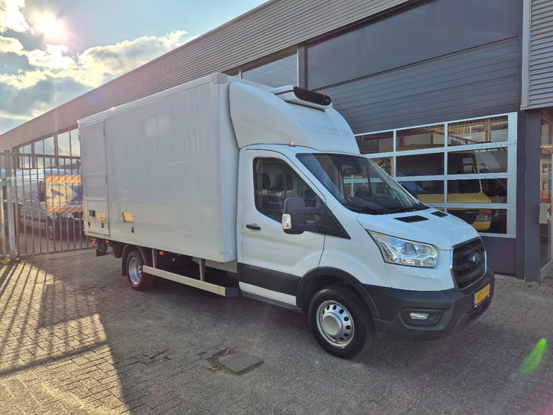 Ford Transit 2.0 TDCI/ Kuhlkoffer/ Ladebordwand/ Euro 6 - Kylmäauto: kuva Ford Transit 2.0 TDCI/ Kuhlkoffer/ Ladebordwand/ Euro 6 - Kylmäauto Ford Transit 2.0 TDCI/ Kuhlkoffer/ Ladebordwand/ Euro 6 - Kylmäauto: kuva Ford Transit 2.0 TDCI/ Kuhlkoffer/ Ladebordwand/ Euro 6 - Kylmäauto