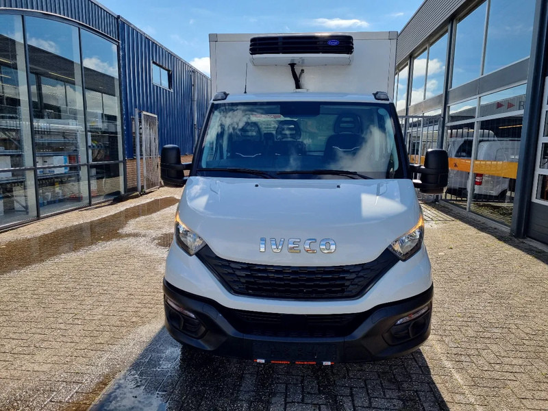 Iveco Daily 35C16 3.0D Koelkoffer LBW Xarios 350 st 230V Euro 6 - Kylmäauto: kuva Iveco Daily 35C16 3.0D Koelkoffer LBW Xarios 350 st 230V Euro 6 - Kylmäauto Iveco Daily 35C16 3.0D Koelkoffer LBW Xarios 350 st 230V Euro 6 - Kylmäauto: kuva Iveco Daily 35C16 3.0D Koelkoffer LBW Xarios 350 st 230V Euro 6 - Kylmäauto