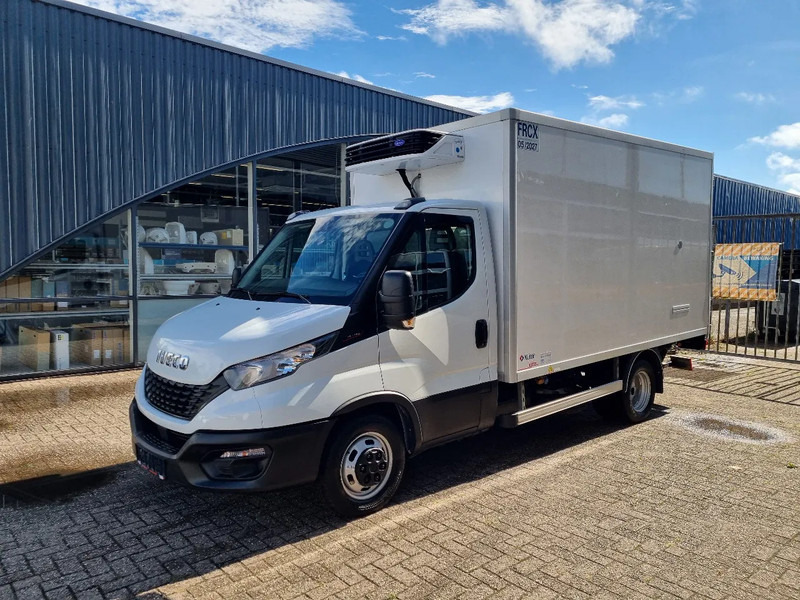 Iveco Daily 35C16 3.0D Koelkoffer LBW Xarios 350 st 230V Euro 6 - Kylmäauto: kuva Iveco Daily 35C16 3.0D Koelkoffer LBW Xarios 350 st 230V Euro 6 - Kylmäauto Iveco Daily 35C16 3.0D Koelkoffer LBW Xarios 350 st 230V Euro 6 - Kylmäauto: kuva Iveco Daily 35C16 3.0D Koelkoffer LBW Xarios 350 st 230V Euro 6 - Kylmäauto