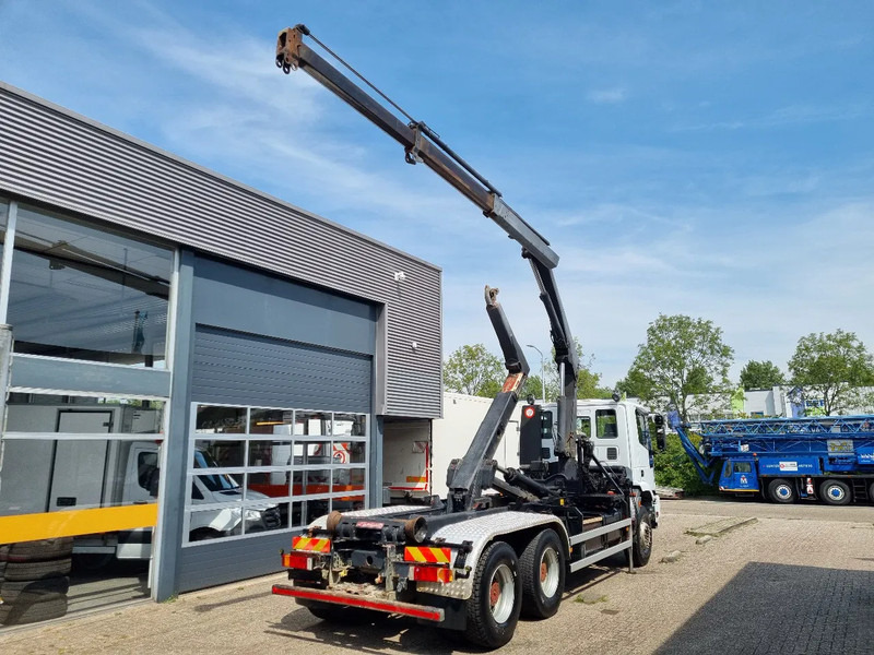 Iveco Eurotrakker 6X4 CURSOR 480 PK 20T HOOKLIFT 10.4 TM HIAB CRANE - Koukkulava kuorma-auto, Nosturiauto: kuva Iveco Eurotrakker 6X4 CURSOR 480 PK 20T HOOKLIFT 10.4 TM HIAB CRANE - Koukkulava kuorma-auto, Nosturiauto Iveco Eurotrakker 6X4 CURSOR 480 PK 20T HOOKLIFT 10.4 TM HIAB CRANE - Koukkulava kuorma-auto, Nosturiauto: kuva Iveco Eurotrakker 6X4 CURSOR 480 PK 20T HOOKLIFT 10.4 TM HIAB CRANE - Koukkulava kuorma-auto, Nosturiauto