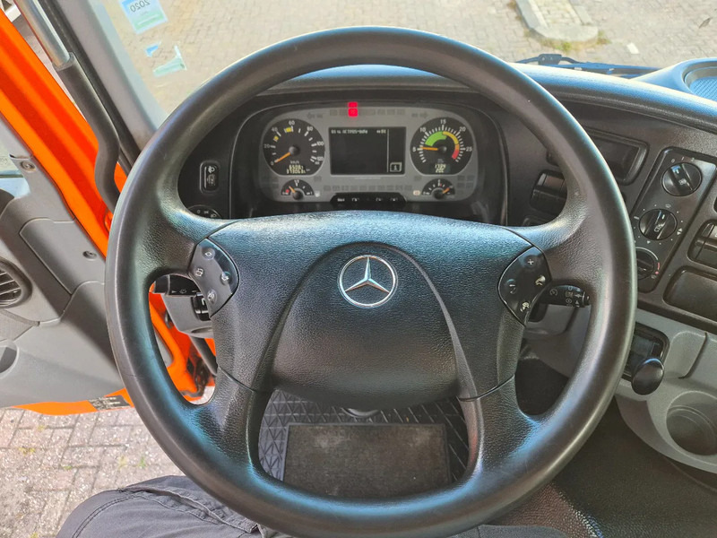 Koukkulava kuorma-auto, Nosturiauto Mercedes-Benz Actros 3241 8X4 Containersysteem/ 20T HMF crane/ Manual: kuva Koukkulava kuorma-auto, Nosturiauto Mercedes-Benz Actros 3241 8X4 Containersysteem/ 20T HMF crane/ Manual