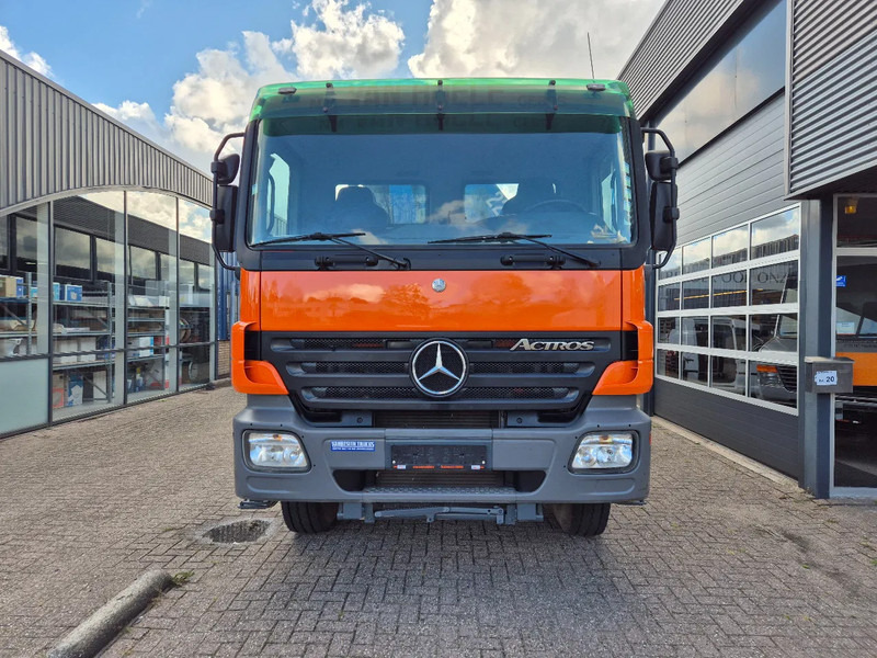 Koukkulava kuorma-auto, Nosturiauto Mercedes-Benz Actros 3241 8X4 Containersysteem/ 20T HMF crane/ Manual: kuva Koukkulava kuorma-auto, Nosturiauto Mercedes-Benz Actros 3241 8X4 Containersysteem/ 20T HMF crane/ Manual