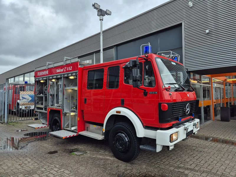 Mercedes-Benz SK 1224 4x4 FIRETRUCK/ FEUERWEHR/ 2400L TANK/ EXPEDITION - Paloauto: kuva Mercedes-Benz SK 1224 4x4 FIRETRUCK/ FEUERWEHR/ 2400L TANK/ EXPEDITION - Paloauto Mercedes-Benz SK 1224 4x4 FIRETRUCK/ FEUERWEHR/ 2400L TANK/ EXPEDITION - Paloauto: kuva Mercedes-Benz SK 1224 4x4 FIRETRUCK/ FEUERWEHR/ 2400L TANK/ EXPEDITION - Paloauto