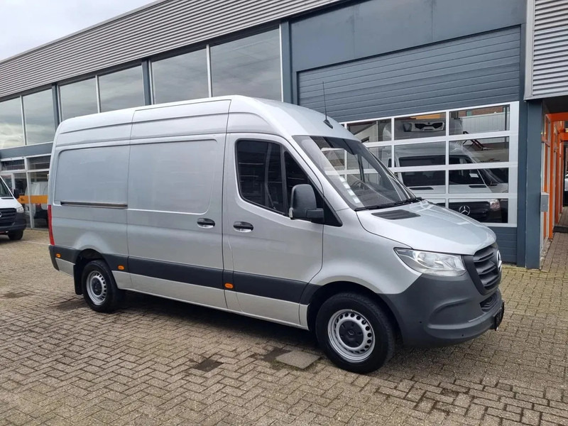 Mercedes-Benz Sprinter 314 CDI L2H2 EURO 6/ Airco/ Navi/ Camera - Pakettiauto: kuva Mercedes-Benz Sprinter 314 CDI L2H2 EURO 6/ Airco/ Navi/ Camera - Pakettiauto Mercedes-Benz Sprinter 314 CDI L2H2 EURO 6/ Airco/ Navi/ Camera - Pakettiauto: kuva Mercedes-Benz Sprinter 314 CDI L2H2 EURO 6/ Airco/ Navi/ Camera - Pakettiauto
