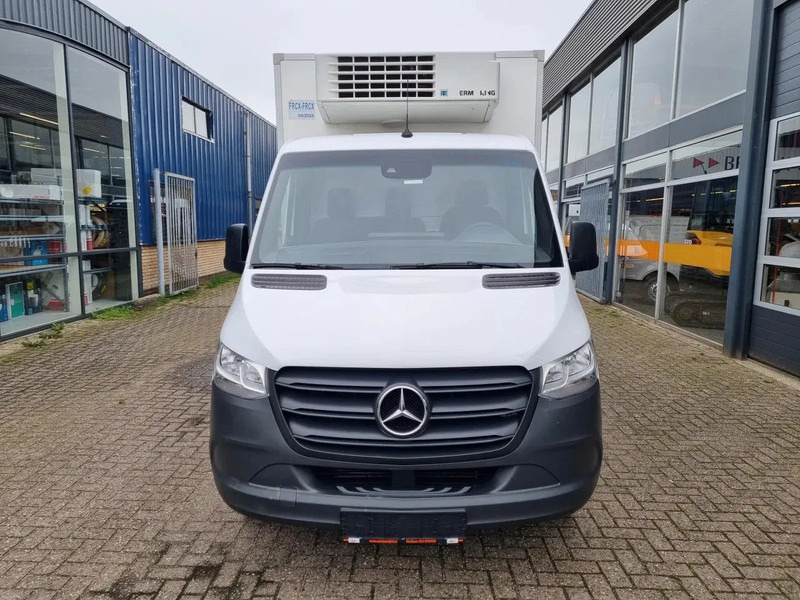 Mercedes-Benz Sprinter 516 CDI THERMOKING V500 MAX MT/ -20+20 STANDBY 380V - Kylmäauto: kuva Mercedes-Benz Sprinter 516 CDI THERMOKING V500 MAX MT/ -20+20 STANDBY 380V - Kylmäauto Mercedes-Benz Sprinter 516 CDI THERMOKING V500 MAX MT/ -20+20 STANDBY 380V - Kylmäauto: kuva Mercedes-Benz Sprinter 516 CDI THERMOKING V500 MAX MT/ -20+20 STANDBY 380V - Kylmäauto