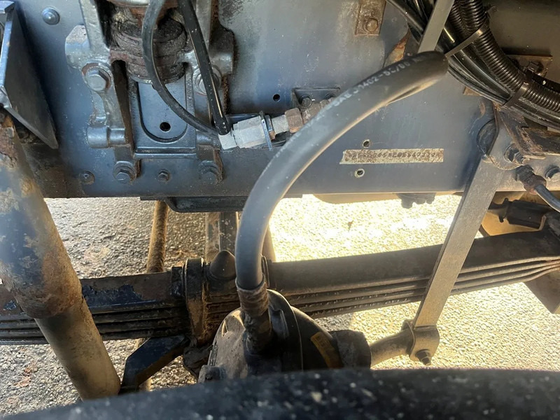 DAF CF 85.340 8X4 HOLLAND TRUCK FULL STEEL SUSPENSION MANUAL ZF GEARBOX - Kuorma-auto - vaijerivaihtolava: kuva DAF CF 85.340 8X4 HOLLAND TRUCK FULL STEEL SUSPENSION MANUAL ZF GEARBOX - Kuorma-auto - vaijerivaihtolava DAF CF 85.340 8X4 HOLLAND TRUCK FULL STEEL SUSPENSION MANUAL ZF GEARBOX - Kuorma-auto - vaijerivaihtolava: kuva DAF CF 85.340 8X4 HOLLAND TRUCK FULL STEEL SUSPENSION MANUAL ZF GEARBOX - Kuorma-auto - vaijerivaihtolava