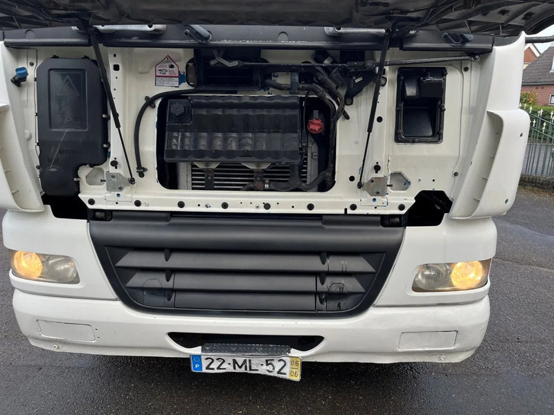 DAF CF 85.430 EURO 3 8X2 CHASSIS - Kuorma-auto alusta: kuva DAF CF 85.430 EURO 3 8X2 CHASSIS - Kuorma-auto alusta DAF CF 85.430 EURO 3 8X2 CHASSIS - Kuorma-auto alusta: kuva DAF CF 85.430 EURO 3 8X2 CHASSIS - Kuorma-auto alusta