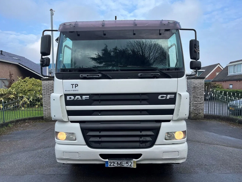 DAF CF 85.430 EURO 3 8X2 CHASSIS - Kuorma-auto alusta: kuva DAF CF 85.430 EURO 3 8X2 CHASSIS - Kuorma-auto alusta DAF CF 85.430 EURO 3 8X2 CHASSIS - Kuorma-auto alusta: kuva DAF CF 85.430 EURO 3 8X2 CHASSIS - Kuorma-auto alusta